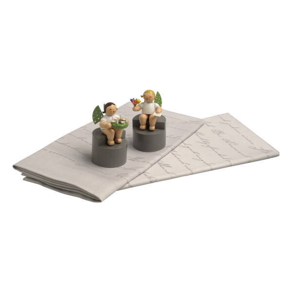 Set, mit 2 Stoffservietten und 2 verschiedenen Engeln auf Podest (5277/650/153, 5277/650/155)