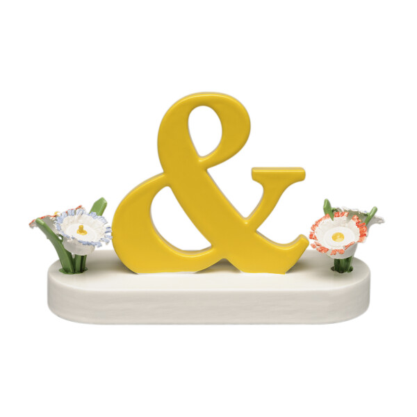 Sonderzeichen "&", mit Blumen