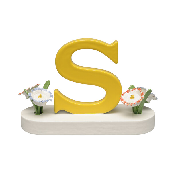 Buchstabe S, mit Blumen