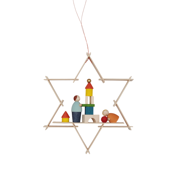BBH Kinder mit Spielzeug