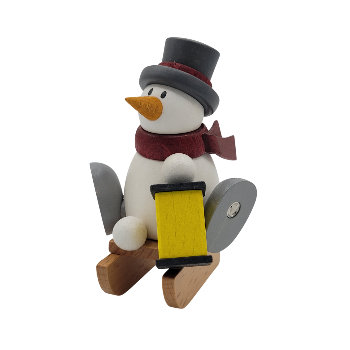 Schneemann Otto mit Schlitten und Laterne