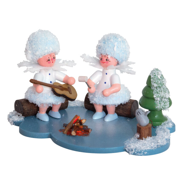 Schneeflöckchen am Lagerfeuer